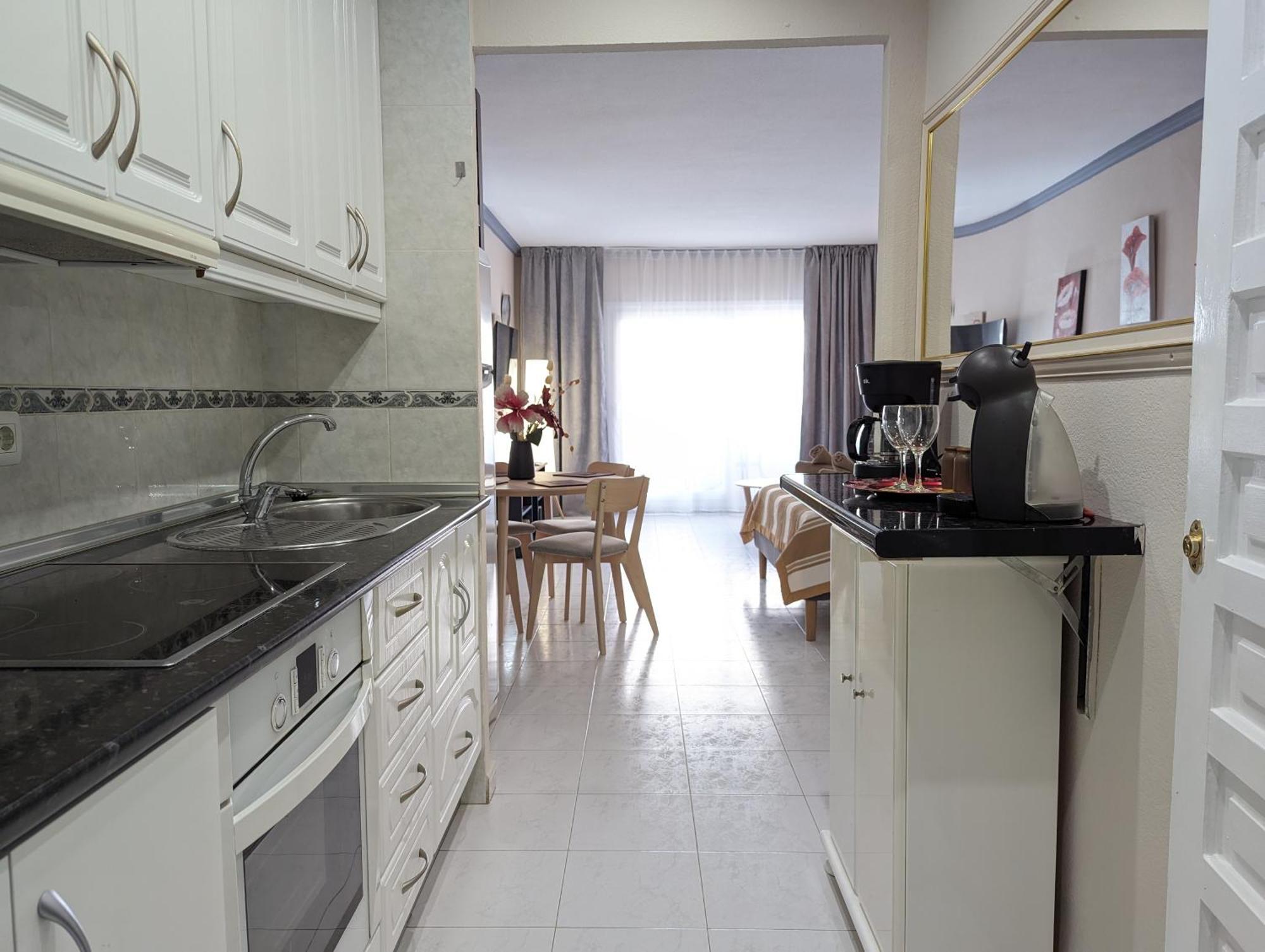 Estudio Benalbeach New เบนัลมาเดนา ห้อง รูปภาพ